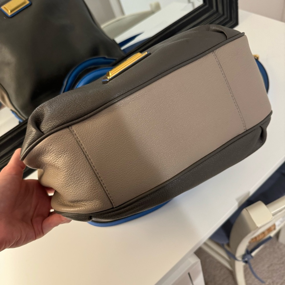 Marc by Marc Jacobs women’s crossbody leather hobo bag purse blue gray gold - Picture 15 of 15